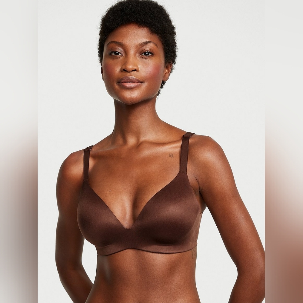 #  466 Victoria Secret Infinity Flex Wireless Bra